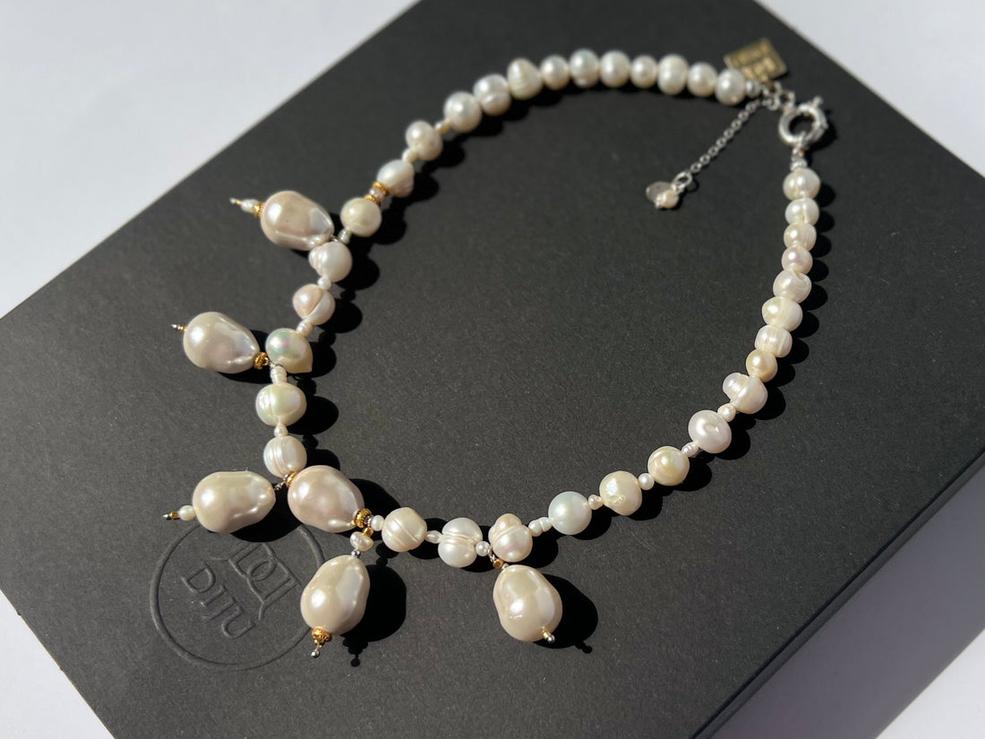 Pearls necklace wedding modern