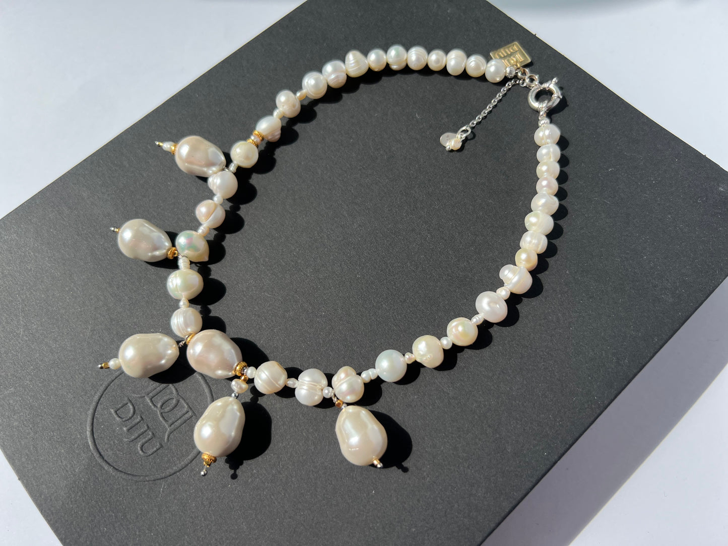 a’SOL PEARL NECKLACE