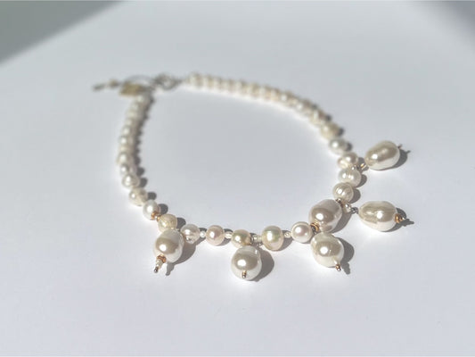 a’SOL PEARL NECKLACE