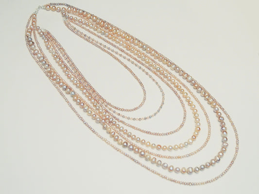 LONG ROSE PEARL NECKLACE