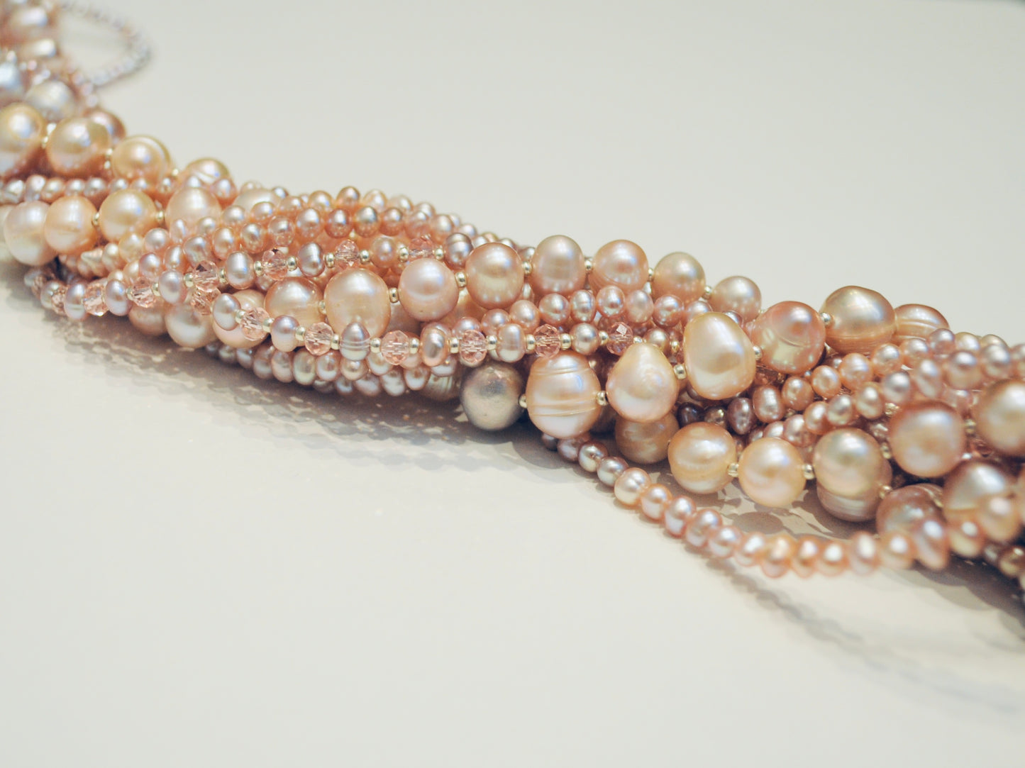 AAA ROSE PEARL NECKLACE