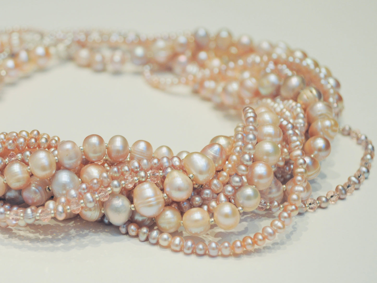 AAA ROSE PEARL NECKLACE