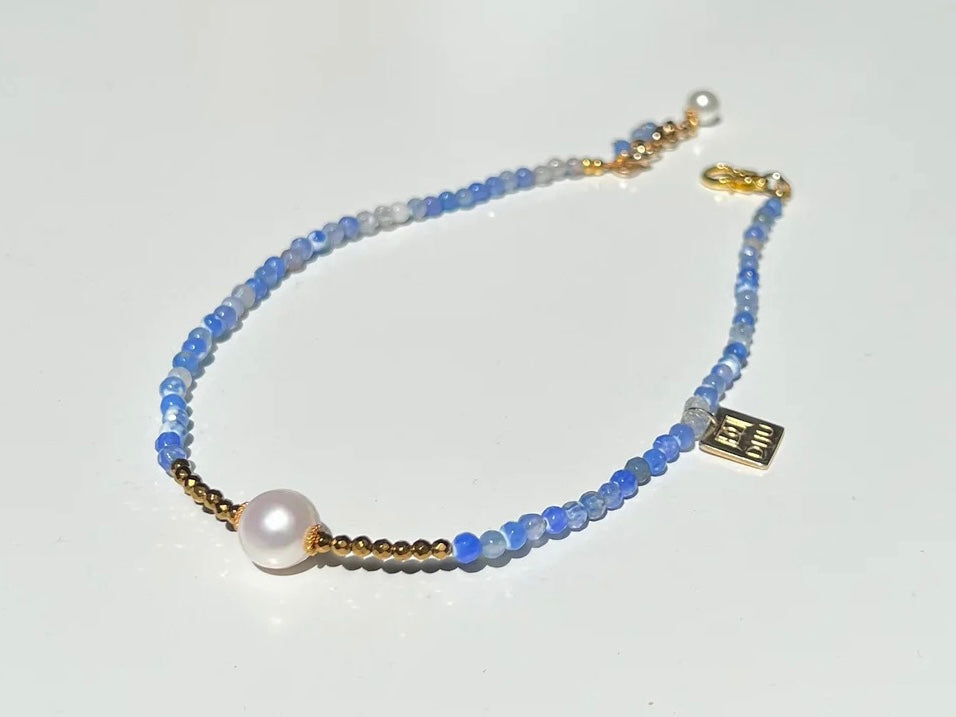 SKY BLUE AGATE  AND GOLDEN HEMATITE CHOKER